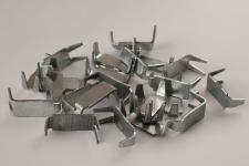 Скобы Супер для колючей проволоки Егоза Кайман