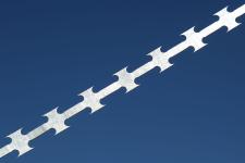 Лента колючая Концертина крупным планом